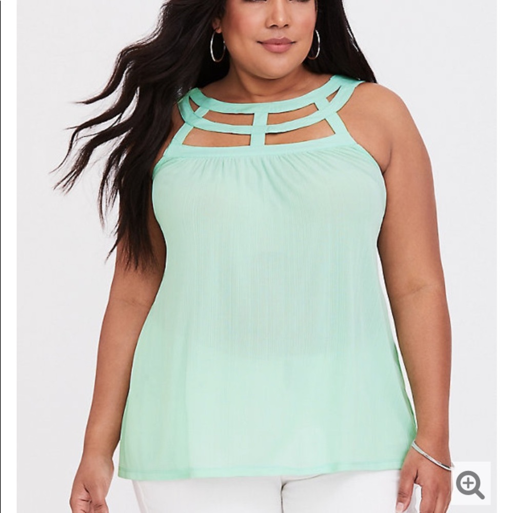 TORRID MINT GREEN CREPE CAGE SWING TANK SIZE 00